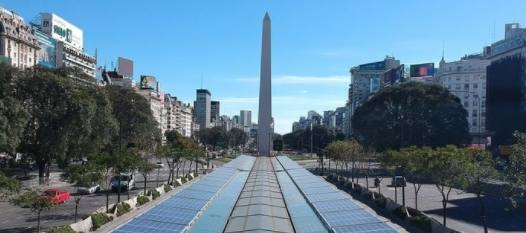 Paneles energia solar en avenida 9 de julio