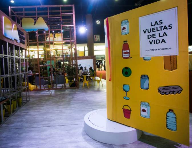 Libro gigante Las vueltas de la vida