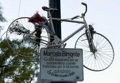 bicicleta blanca