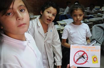 Prevenir dengue en escuelas